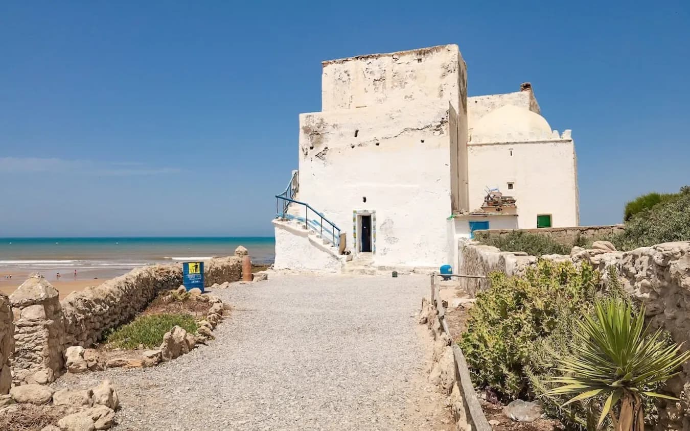 The white marabout at Sidi Kaouki and the path down to the beach, south of Essaouira