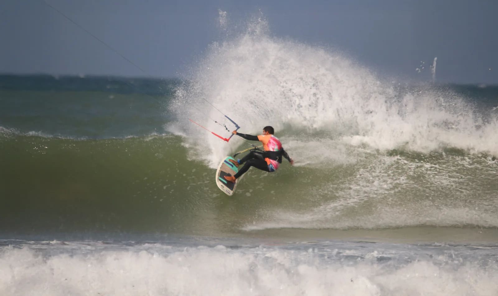 Progression avancée en kitesurf à Essaouira — coaching freestyle avec un champion