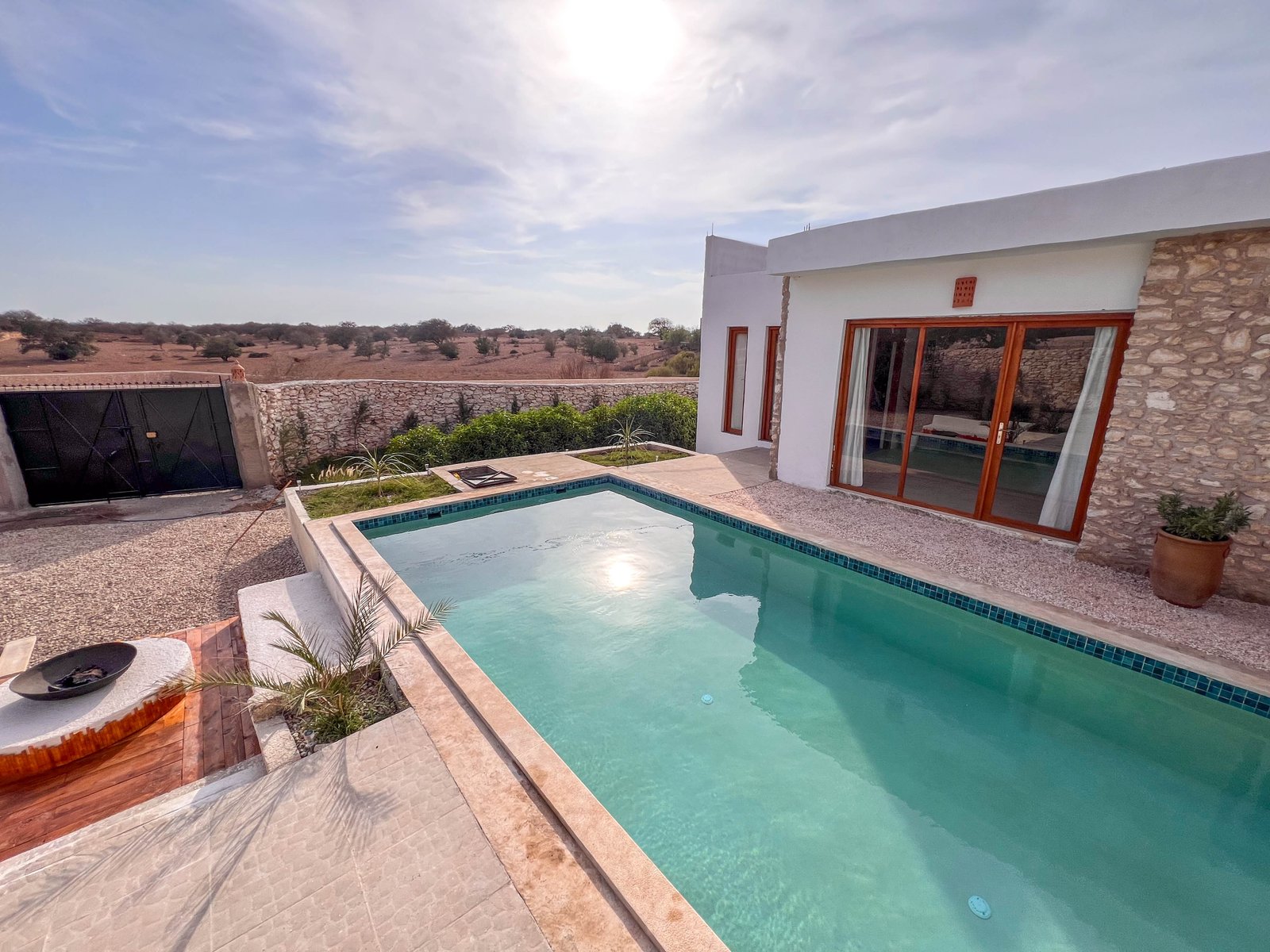 Villa Amwaj bedroom with double bed and natural light, Sidi Kaouki